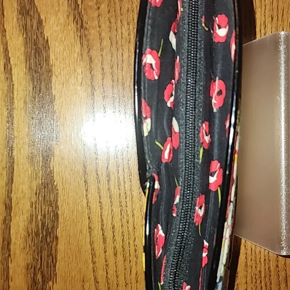 Vera Bradley Wallet - Picture 5 of 5